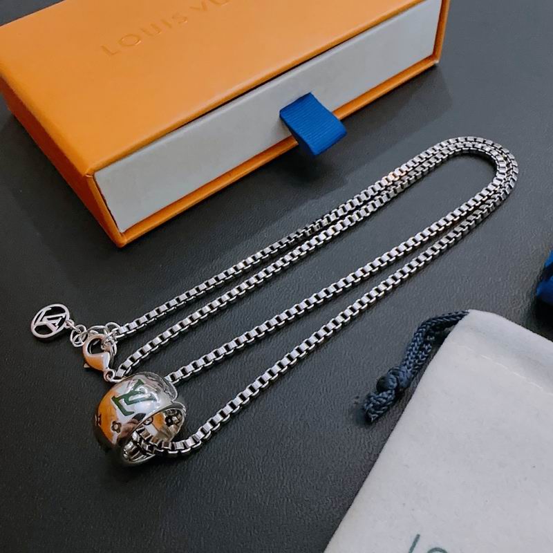 LV Necklace 03lyr340